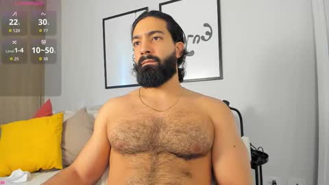 Snapshot of maxstrong01 chatting on October 2, 3:52 pm Max online show from October 2, 3:52 pm
