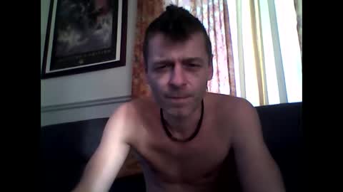 MaxTheWolf online show from October 9, 8:40 pm