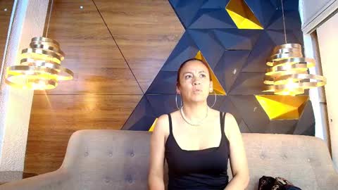 gabby online show from September 18, 11:01 am