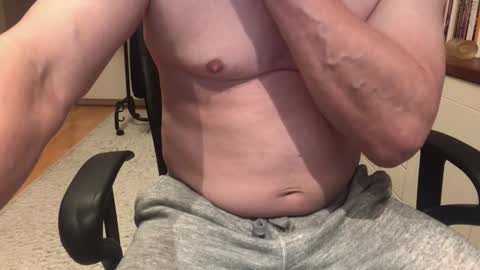 Max online show from October 6, 3:26 am