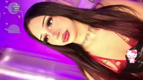 Snapshot of maxxine_vxx chatting on June 22, 8:17 pm Valentina online show from June 22, 8:17 pm