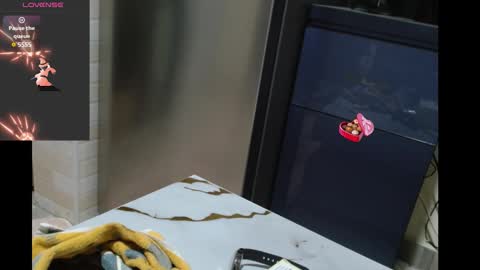 Snapshot of maxxinepetite chatting on November 9, 8:40 pm maxxinepetite online show from November 9, 8:40 pm