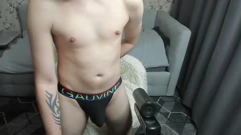 Snapshot of maxxxtw1nk chatting on June 21, 3:47 pm Maxxxtw1nk online show from June 21, 3:47 pm