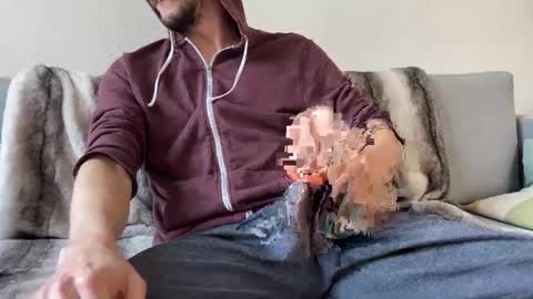 Snapshot of maxxxurbate chatting on January 1, 2:52 pm MaxXxurbate online show from January 1, 2:52 pm