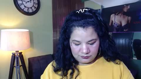 Snapshot of may_fk chatting on November 22, 4:55 am may_fk online show from November 22, 4:55 am