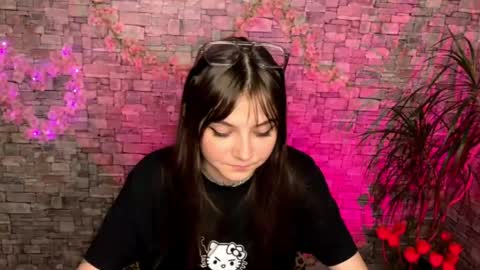 may online show from May 7, 5:29 pm