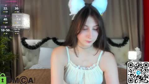 Snapshot of may_yam chatting on December 1, 9:03 am may_yam online show from December 1, 9:03 am