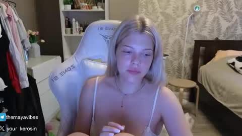 Maya online show from August 1, 3:28 am