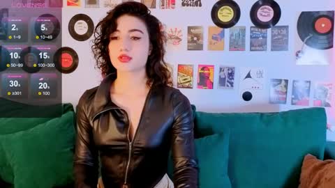 Snapshot of maya_rogerss chatting on May 4, 2:46 pm Maya online show from May 4, 2:46 pm