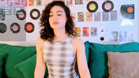 Snapshot of maya_rogerss chatting on May 19, 2:45 pm Maya online show from May 19, 2:45 pm
