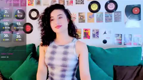 Snapshot of maya_rogerss chatting on June 14, 2:52 pm Maya online show from June 14, 2:52 pm
