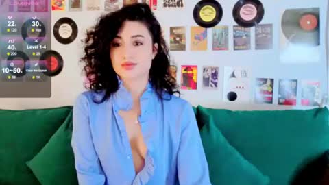 Snapshot of maya_rogerss chatting on June 18, 2:54 pm Maya online show from June 18, 2:54 pm