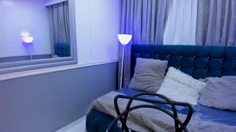 Maya online show from December 3, 3:09 am