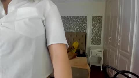 Maya online show from September 12, 1:49 am