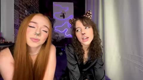 Snapshot of mayaandlola chatting on September 27, 7:13 am Maya Lola online show from September 27, 7:13 am