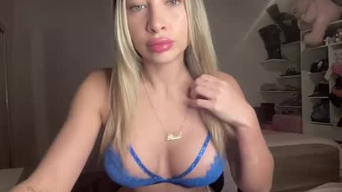 Maya Bianchi online show from July 7, 9:52 pm