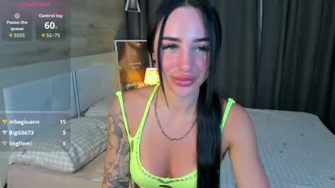 Snapshot of mayaglamourr chatting on July 28, 5:23 pm mayaglamourr online show from July 28, 5:23 pm