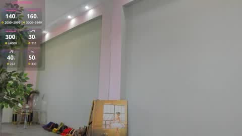 Snapshot of mayahellen chatting on September 14, 5:17 am Maya online show from September 14, 5:17 am