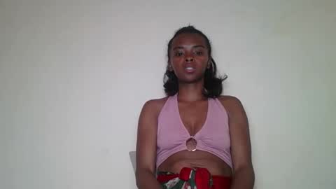 Snapshot of mayalabelle chatting on November 28, 5:43 am mayalabelle online show from November 28, 5:43 am