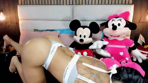 Nicolle Ruselle   Hello my lovely  schedule for great fun from  630 am and end 800 pm Colombian time I wait for you online show from February 15, 9:48 pm