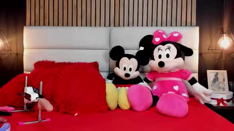 Nicolle Ruselle   Hello my lovely  schedule for great fun from  630 am and end 800 pm Colombian time I wait for you online show from September 30, 6:57 pm