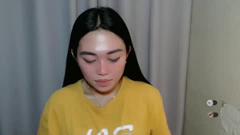 mayasally_ online show from December 5, 7:05 am