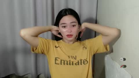 mayasally_ online show from December 14, 10:13 am