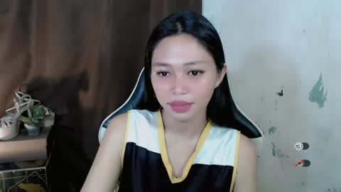 Snapshot of mayasally_ chatting on June 17, 1:30 am mayasally_ online show from June 17, 1:30 am