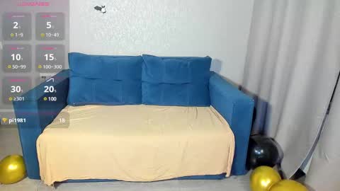 Snapshot of maybe_mia chatting on December 11, 1:17 pm Mia GMT2 Mon 3-9 AM Tue 3-9 AM Wed 3-9 AMThur 10 AM - 4 PM Fri 3-9 AM Sat 3-9 AM Sun 3-9 AM. online show from December 11, 1:17 pm