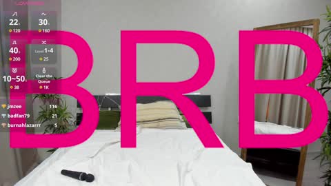 Snapshot of maybe_mia chatting on January 9, 11:14 am Mia GMT2 Mon 3-9 AM Tue 3-9 AM Wed 3-9 AMThur 10 AM - 4 PM Fri 3-9 AM Sat 3-9 AM Sun 3-9 AM. online show from January 9, 11:14 am