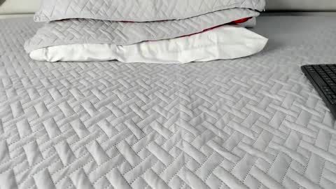 Maybelline69 online show from March 10, 2:22 pm