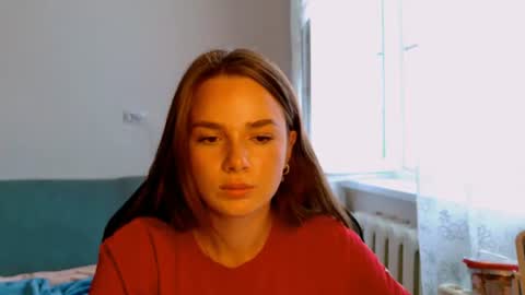 maybloom_ online show from June 20, 5:32 am