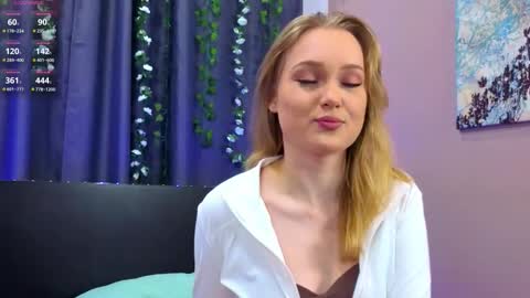 Snapshot of maydaguy chatting on November 28, 4:59 am Megan online show from November 28, 4:59 am