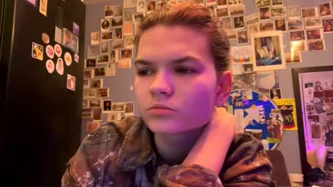 Rose online show from March 17, 5:16 pm