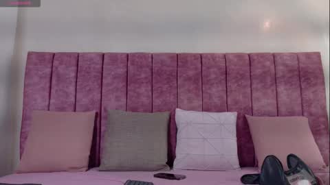 Rousse online show from February 2, 3:33 pm