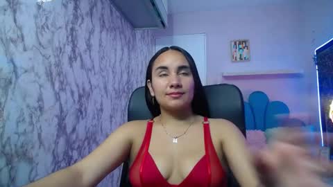 Maylin  online show from June 5, 6:52 am