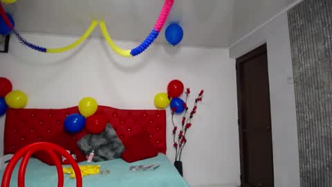 Maylin  online show from June 18, 9:14 am