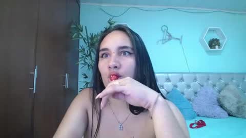 Maylin  online show from July 14, 10:21 am