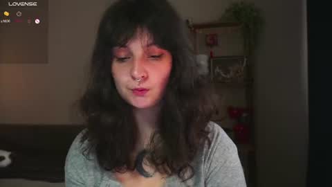 Snapshot of maymary_ chatting on June 23, 6:00 am Mary . online show from June 23, 6:00 am