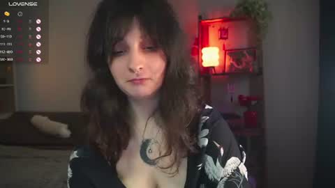 Snapshot of maymary_ chatting on July 13, 5:43 am Mary . online show from July 13, 5:43 am