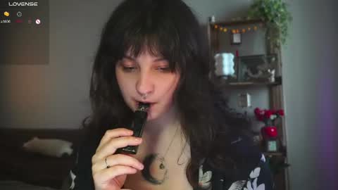 Snapshot of maymary_ chatting on July 27, 6:20 am Mary . online show from July 27, 6:20 am
