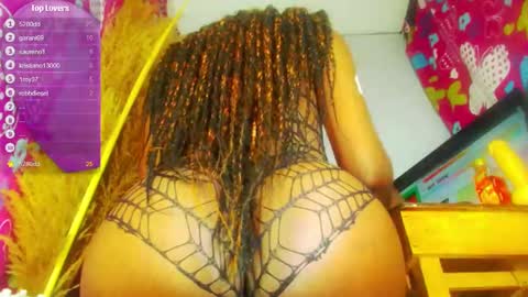 Snapshot of mayo_771804 chatting on December 15, 4:29 am Karol black18 online show from December 15, 4:29 am