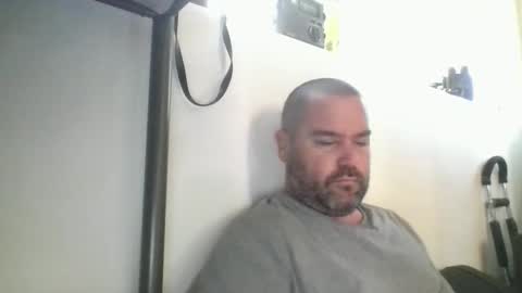 Snapshot of mayoramx chatting on March 24, 5:07 pm Dad bod 43 online show from March 24, 5:07 pm