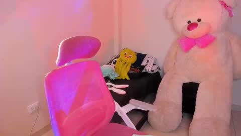 may online show from November 2, 8:33 pm