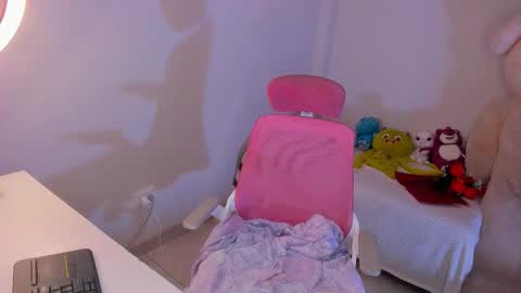 may online show from February 12, 9:32 pm