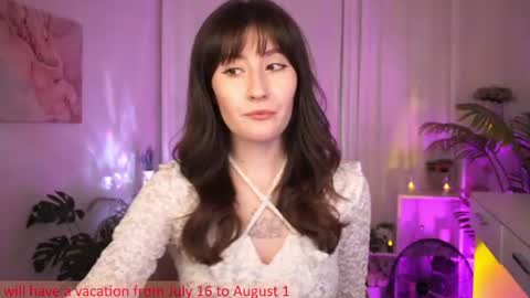 Snapshot of mayshawty chatting on July 5, 12:56 pm May online show from July 5, 12:56 pm