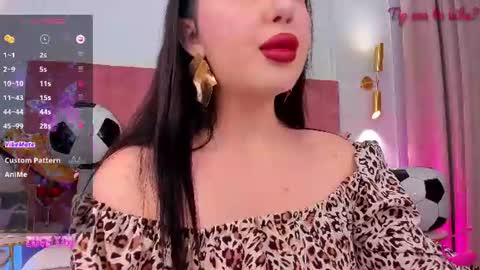 Snapshot of mayzzi chatting on June 22, 7:33 pm MayaLevi online show from June 22, 7:33 pm