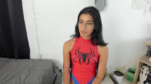 mazikeen_18 online show from December 5, 4:01 pm