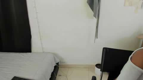 mazikeen_18 online show from January 13, 3:04 pm