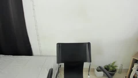 mazikeen_18 online show from September 10, 12:38 pm